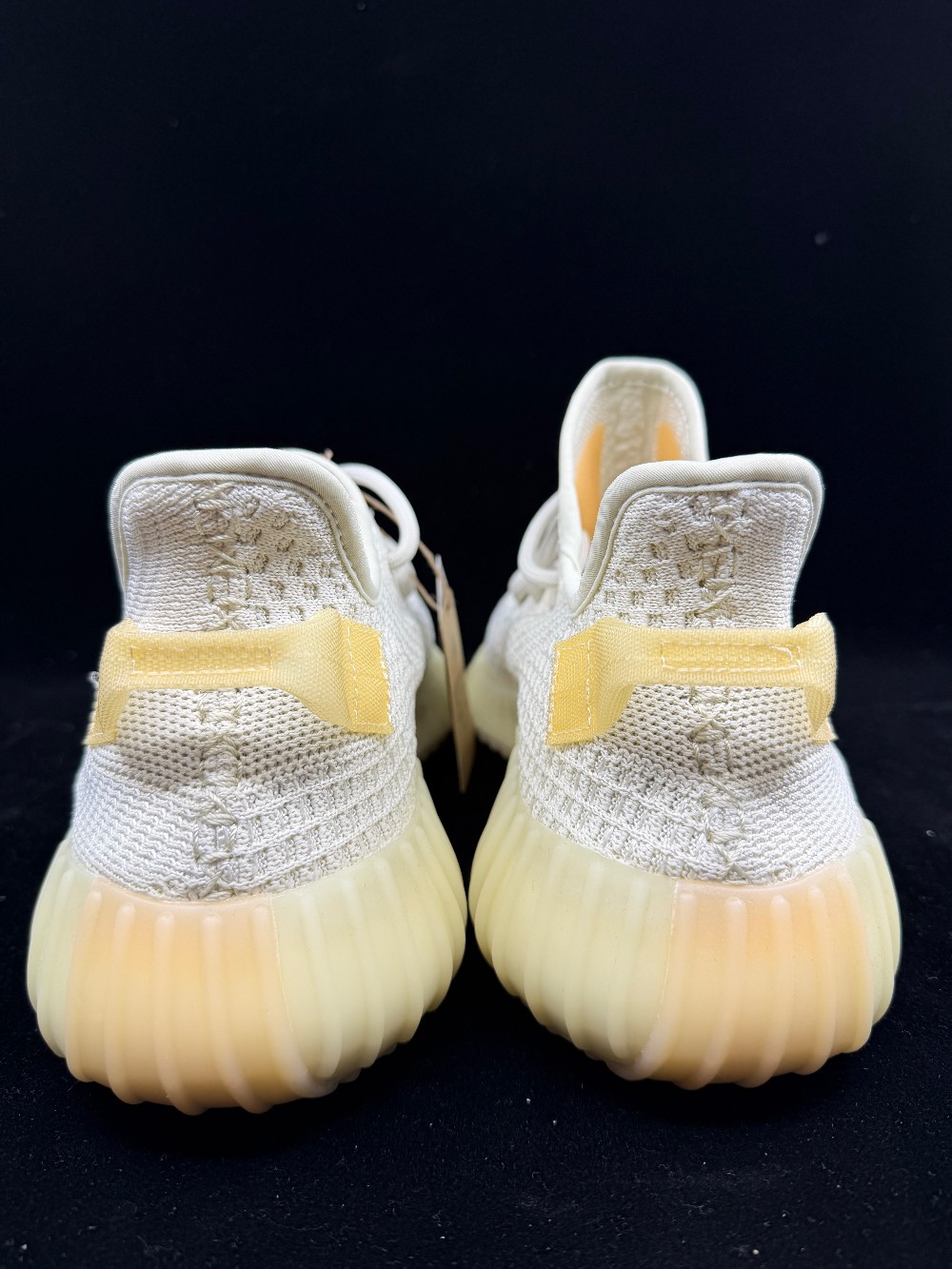 *REP. BOX* YEEZY 350 BOOST V2 - UV LIGHT