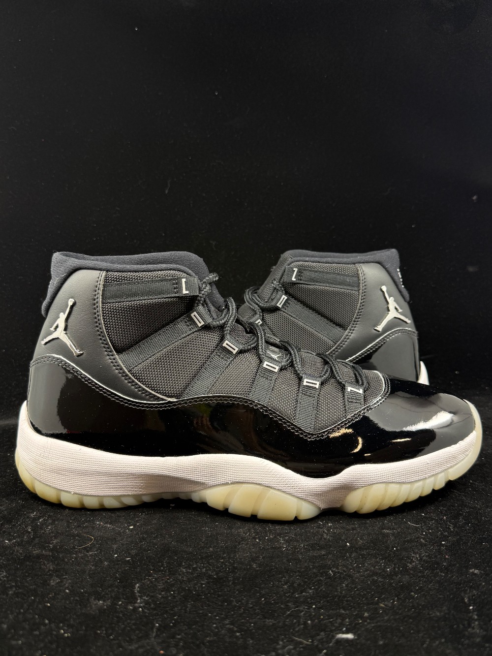 *USED* AJ 11 - JUBILEE 25TH ANNIVERSARY