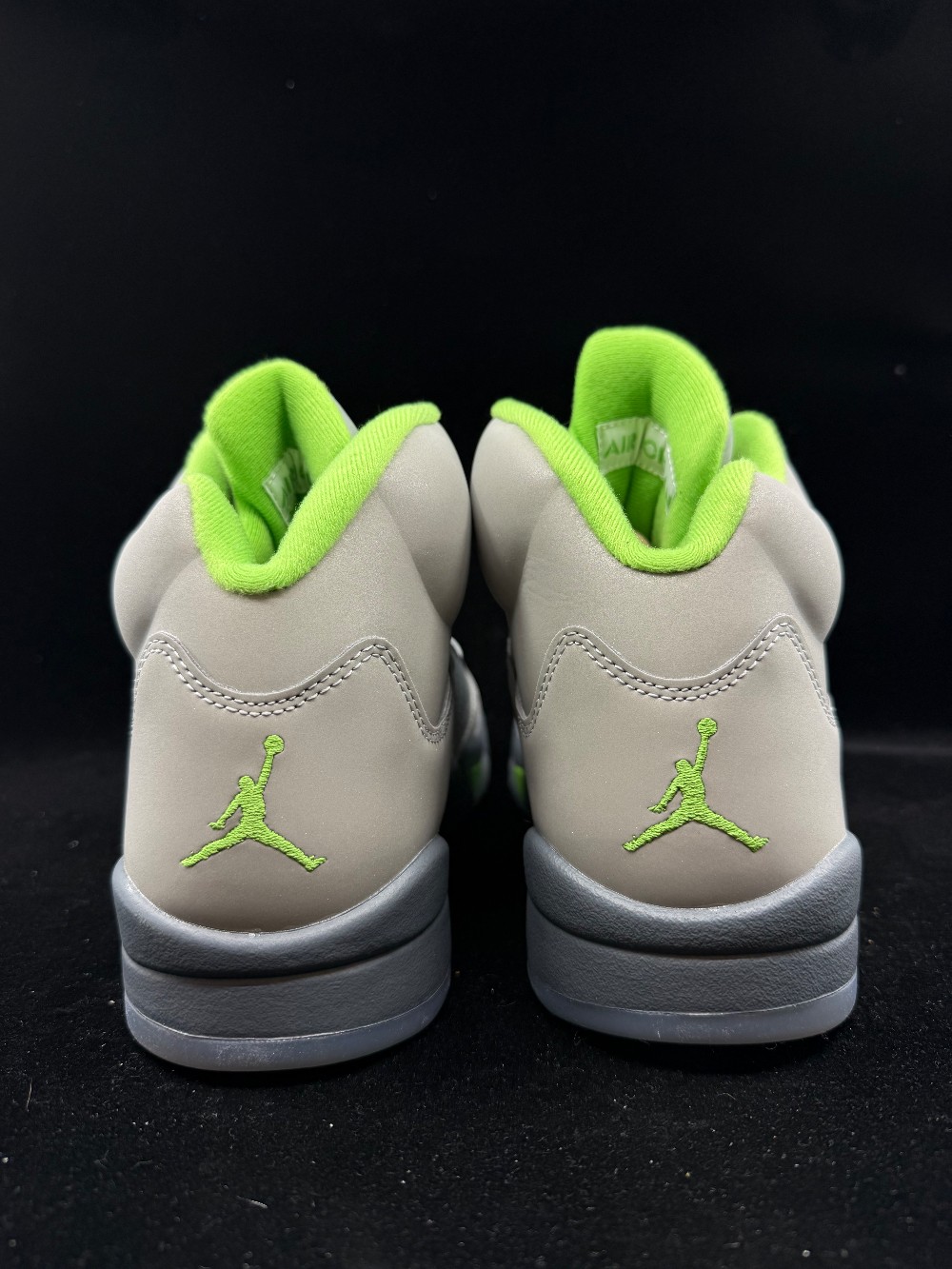 AJ 5 - GREEN BEAN (2022)