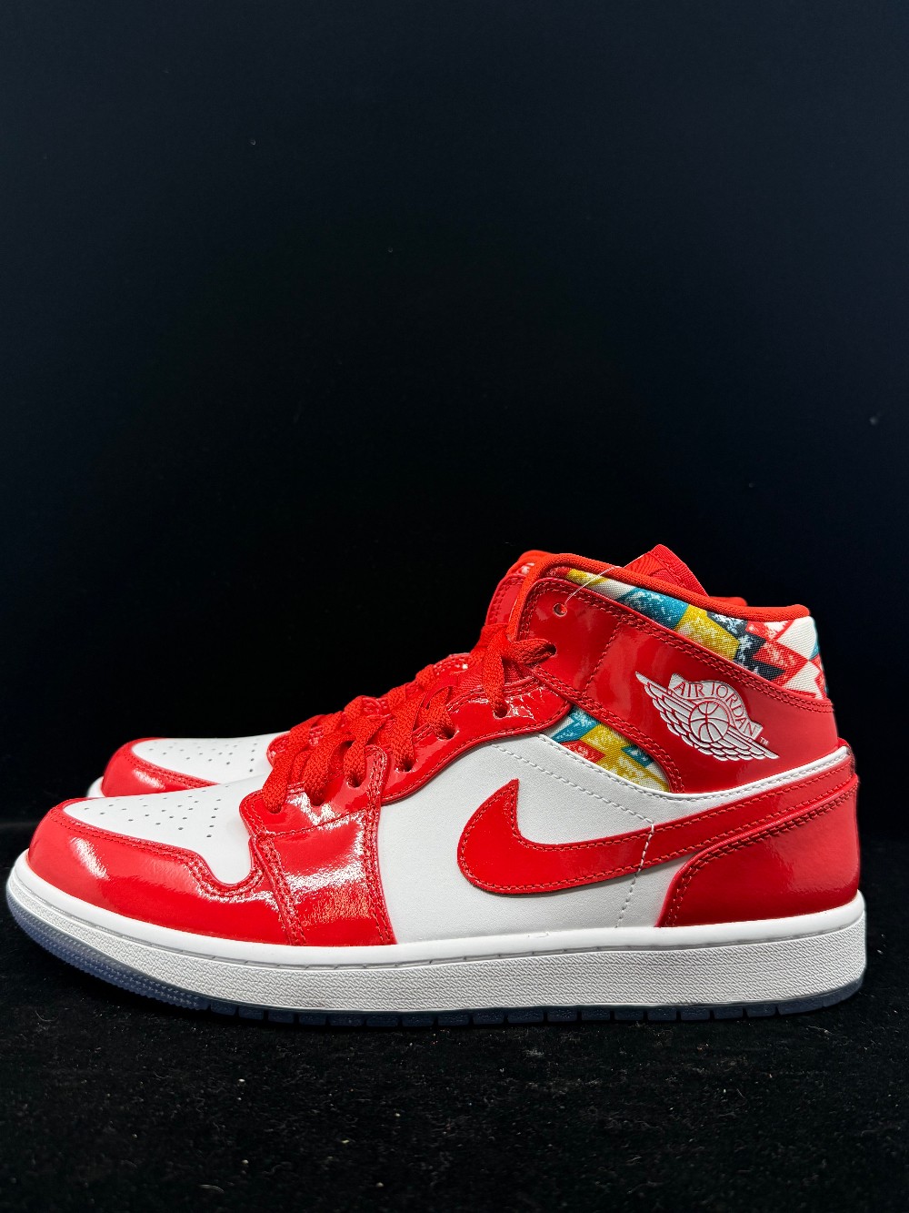 *NO BOX* AJ 1 MID - BARCELONA SWEATER RED PATENT