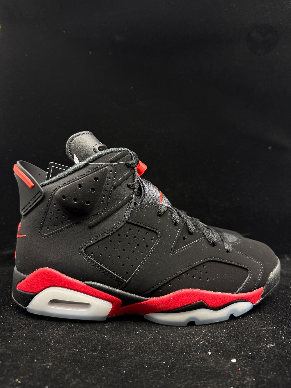 AJ 6 - INFRARED SALESMAN