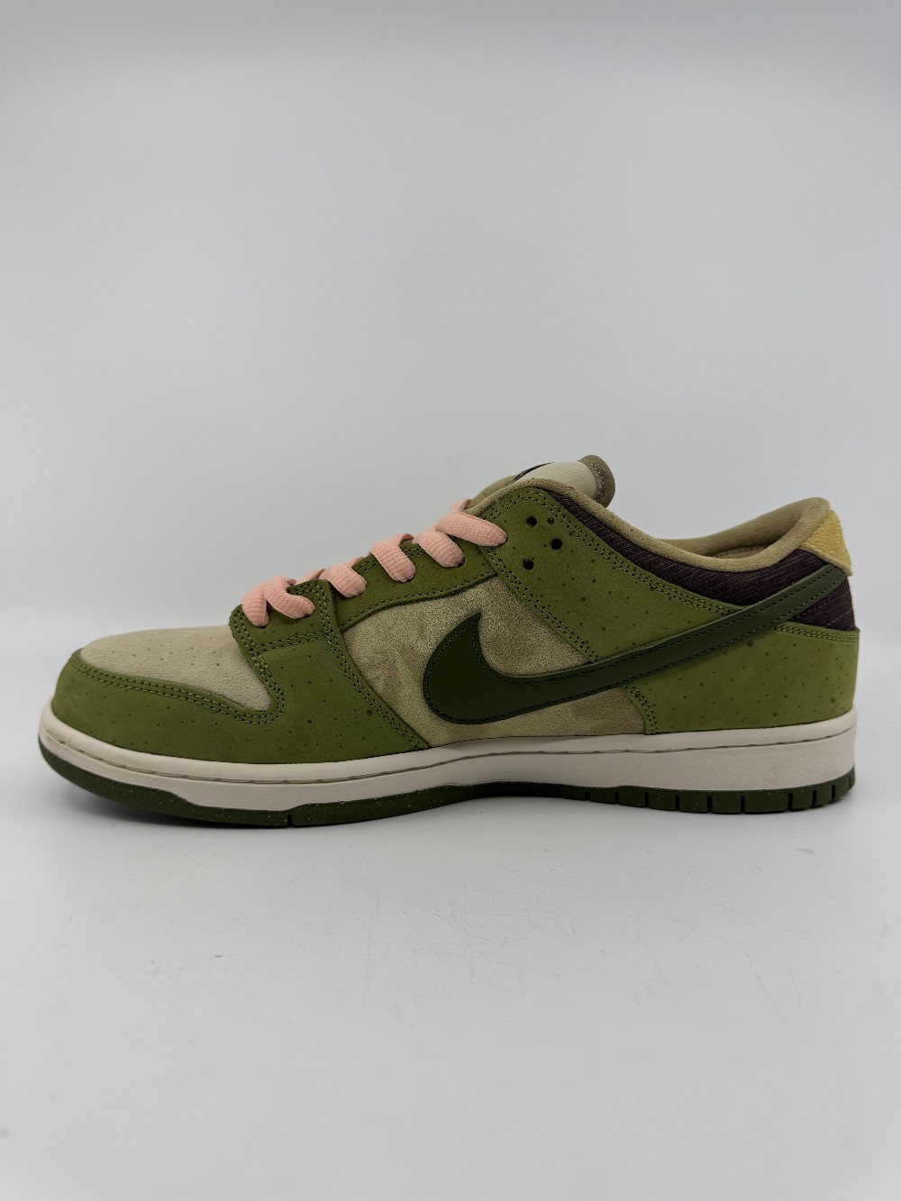 *VNDS/NO BOX* NIKE SB - YUTO HORIGOME MATCHA