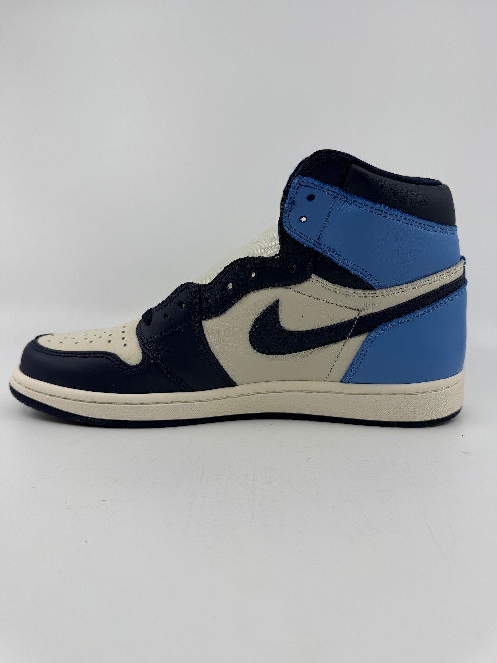 AJ 1 - OBSIDIAN