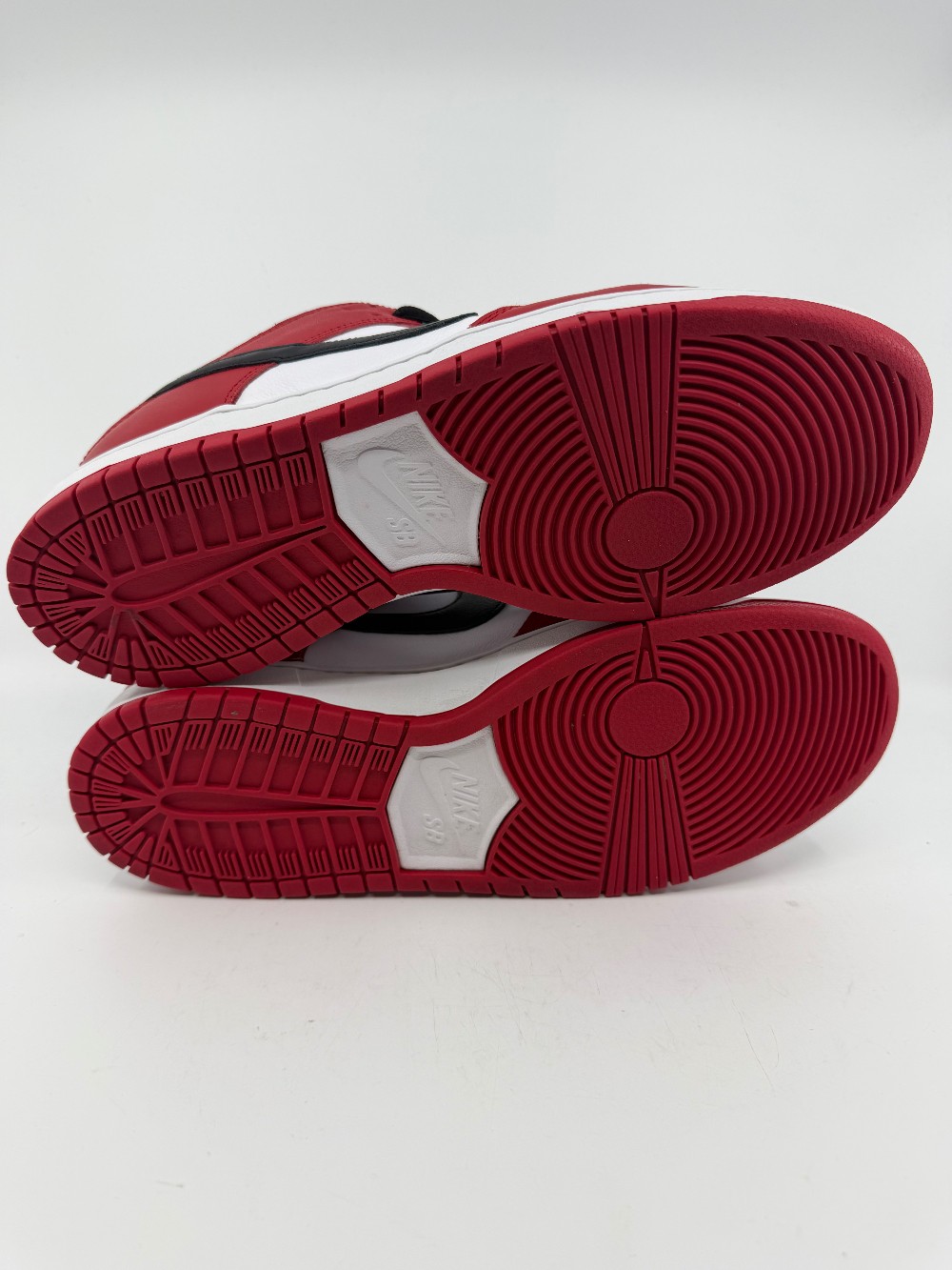 *VNDS/NO BOX* NIKE SB - J-PACK CHICAGO