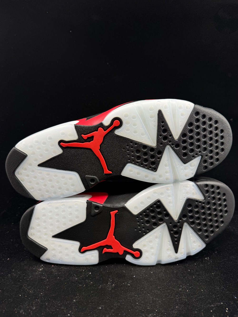 AJ 6 - INFRARED SALESMAN