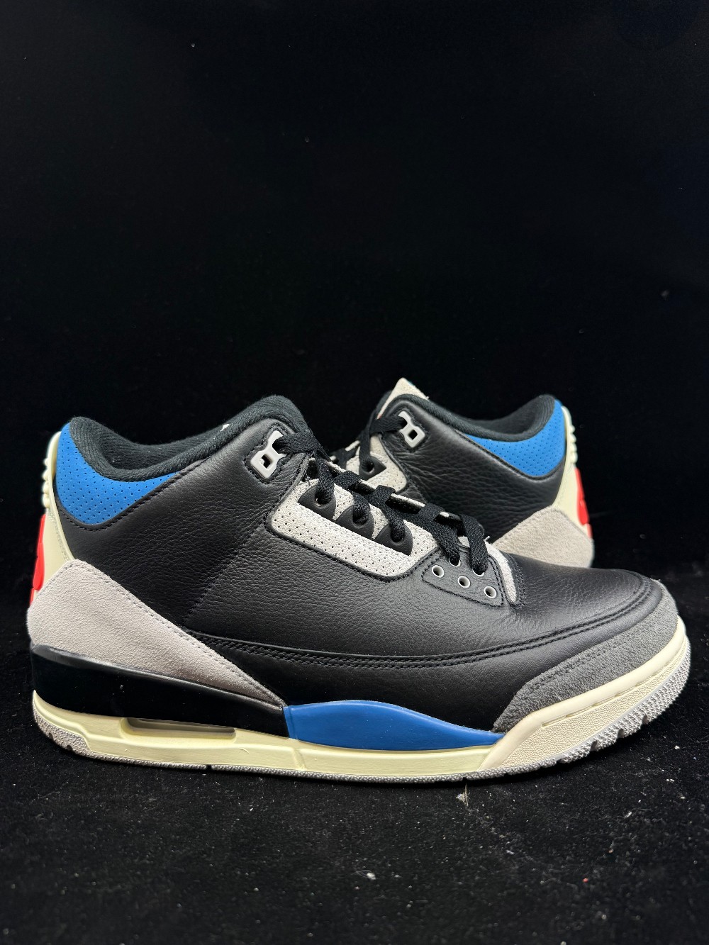 *USED* AJ 3 - RARE AIR