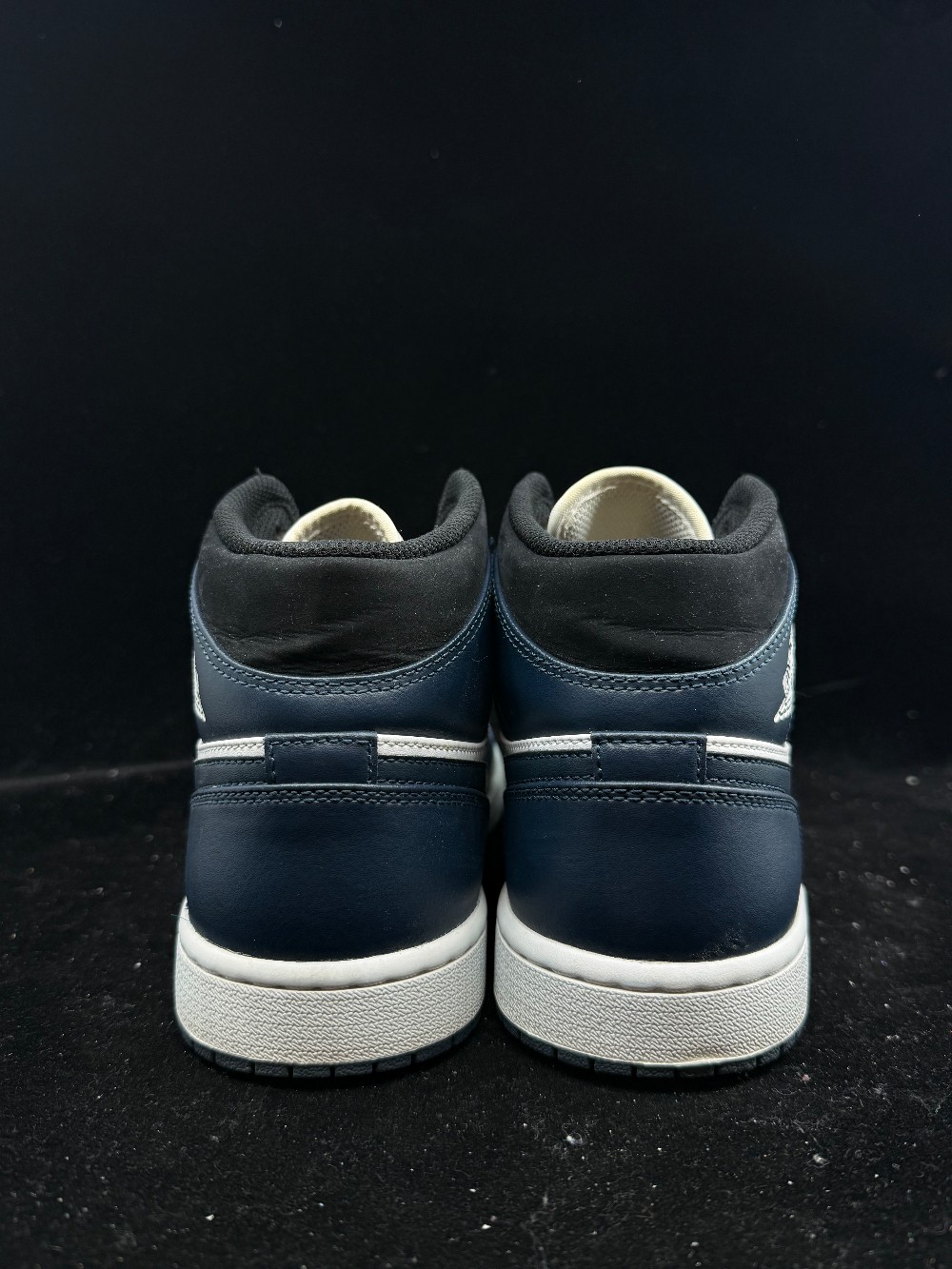 *USED* AJ 1 MID - ARMORY NAVY