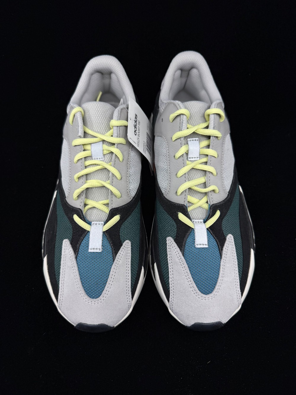 YEEZY 350 V2 - WAVERUNNER