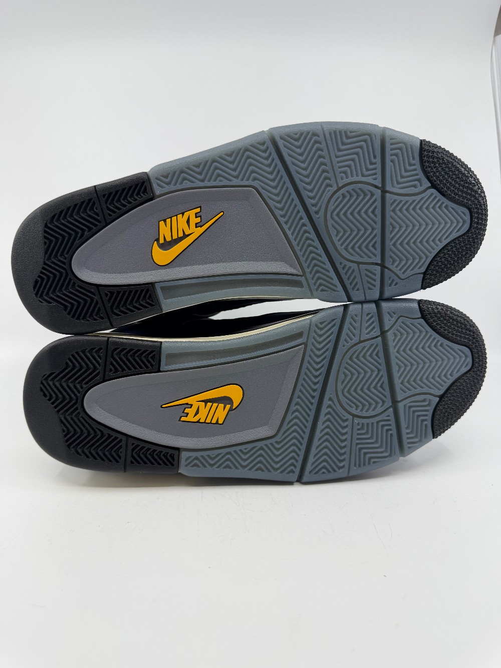AJ 4 - LAKERS