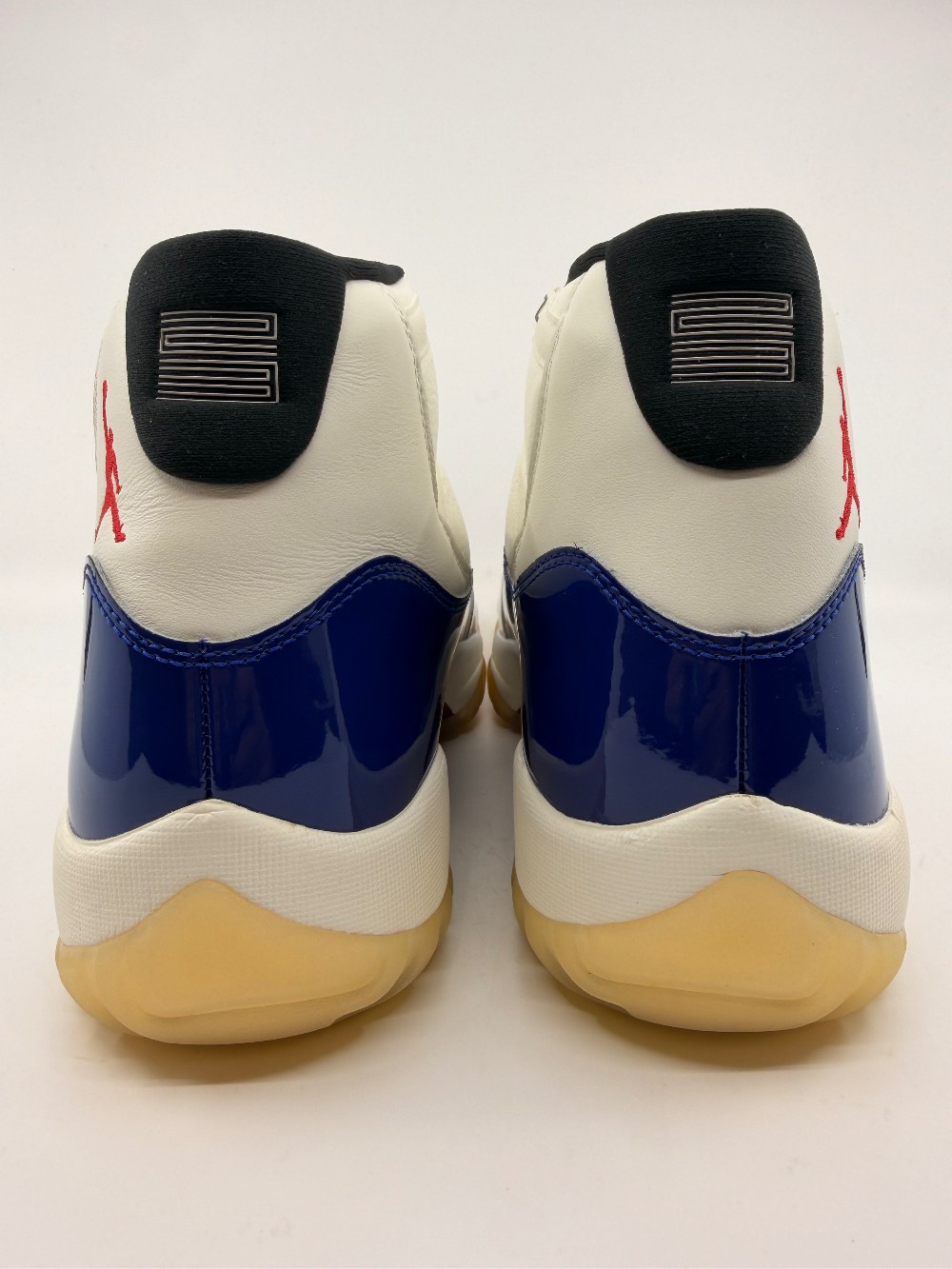 AJ 11 - RARE AIR