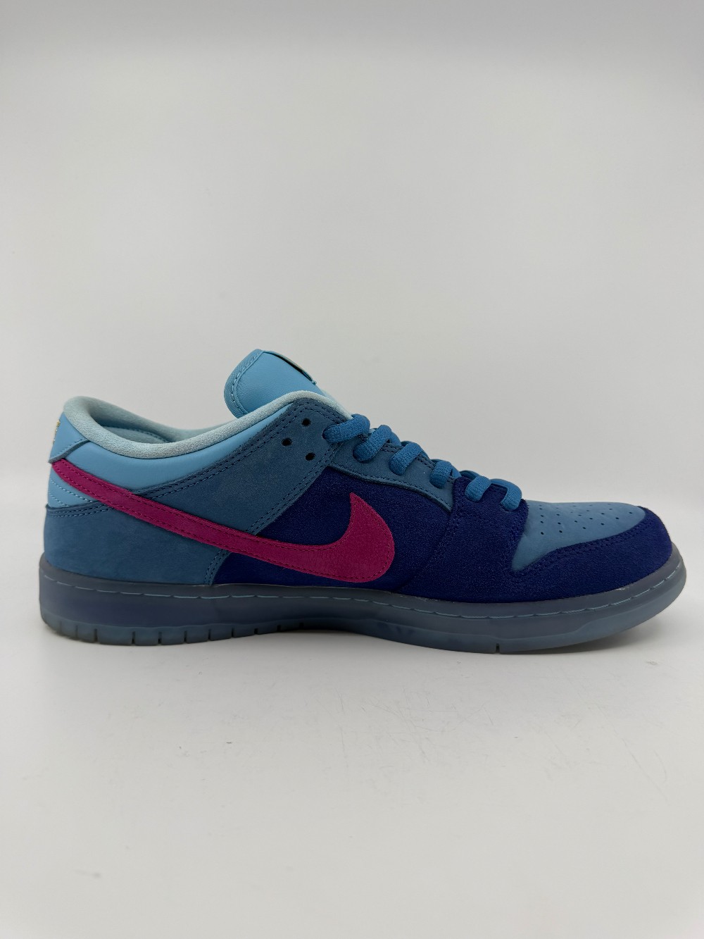 *VNDS* NIKE SB - RUN THE JEWELS