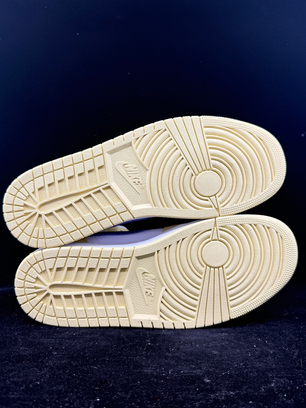 *REP BOX* AJ 1 MID SE - COCONUT MILK PARTICLE GREY