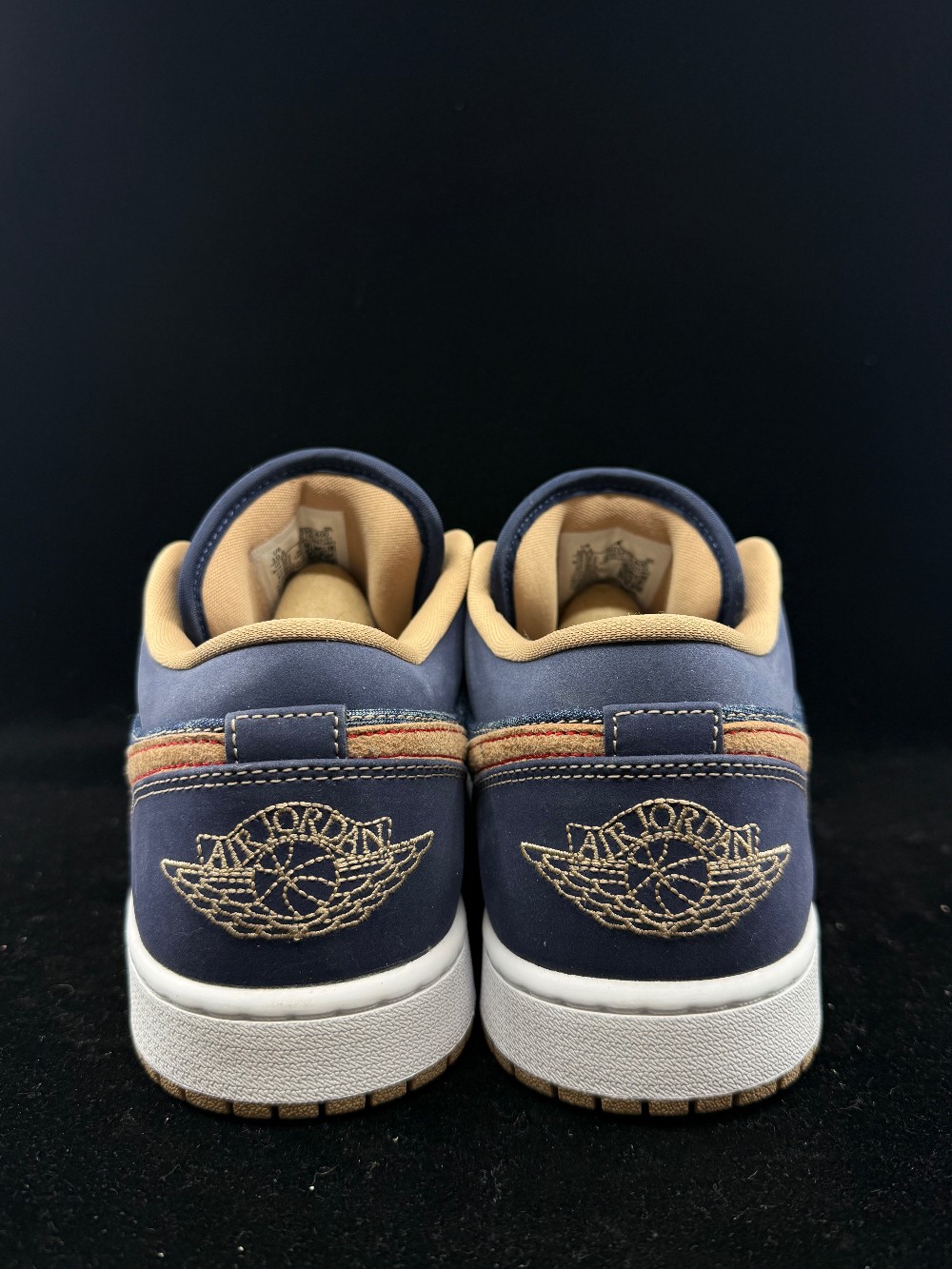 *NO BOX* AJ 1 LOW SE - DENIM