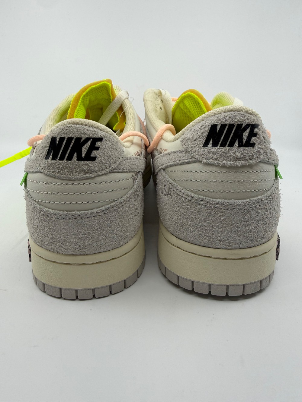*NO BOX* NIKE DUNK LOW X OFF-WHITE - LOT 12