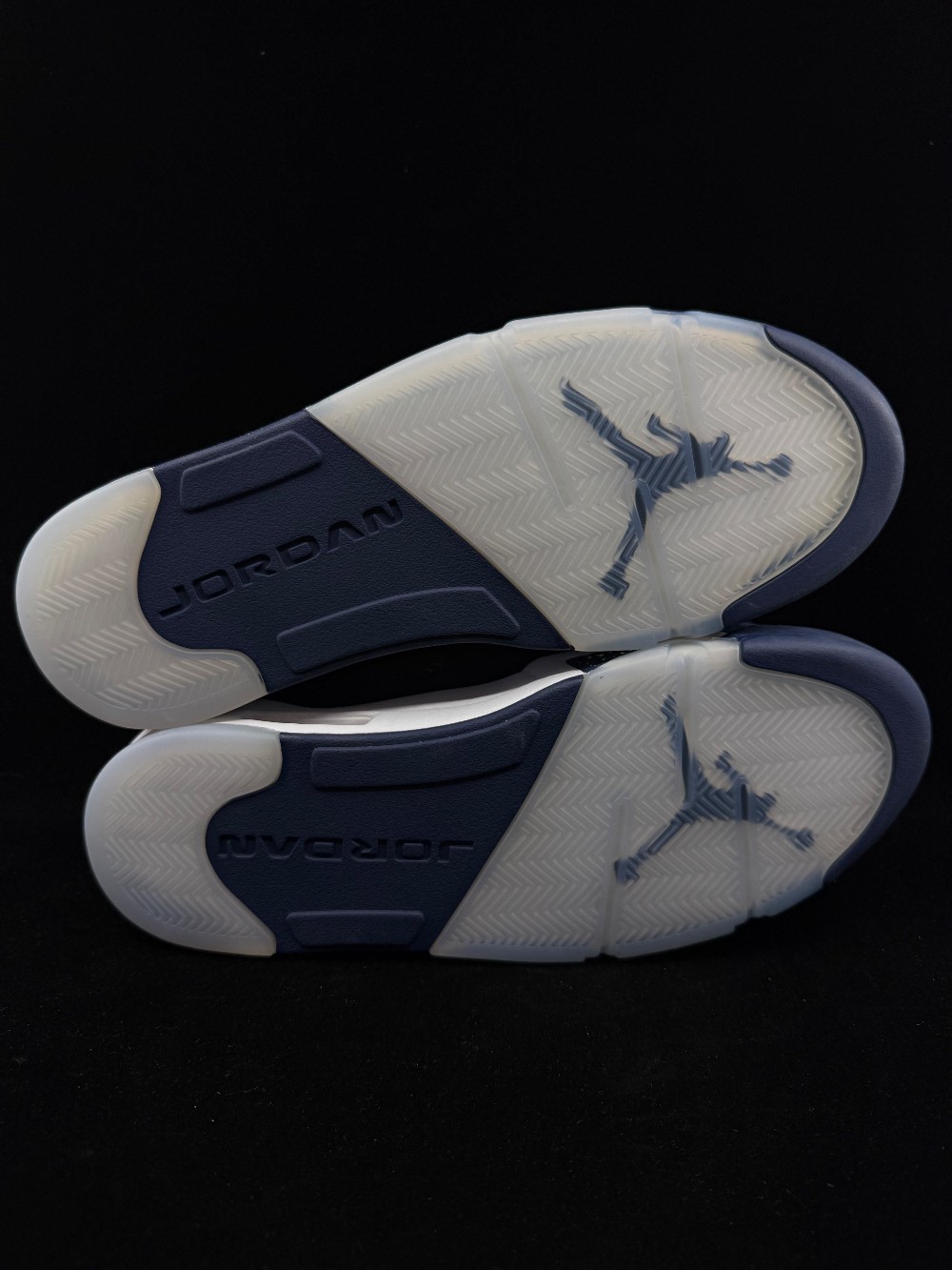 AJ 5 - MIDNIGHT NAVY