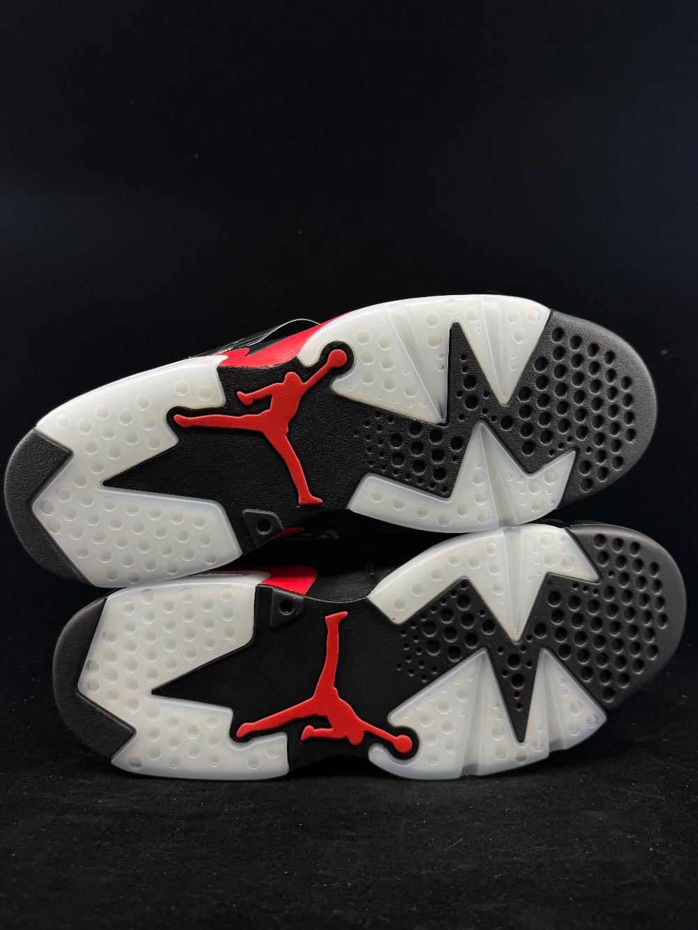 AJ 6 - INFRARED SALESMAN