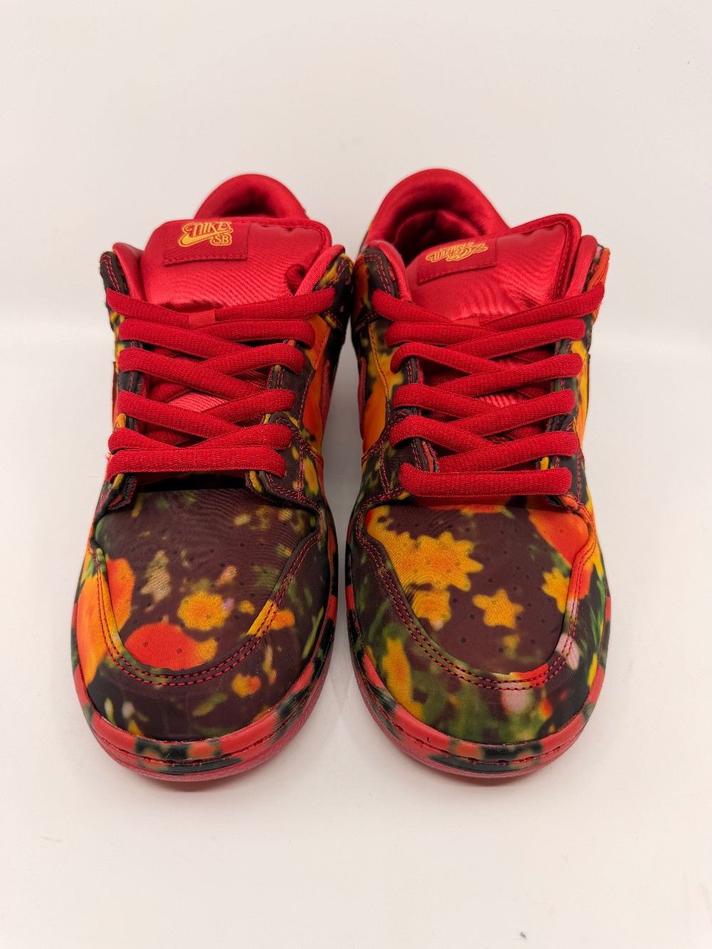 NIKE SB DUNK LOW - THE WIZARD OF OZ POPPY FIELD