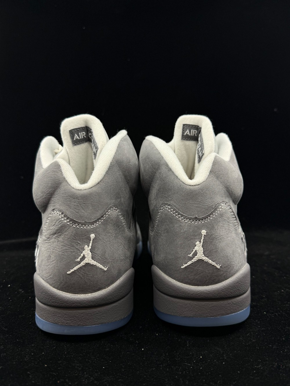 AJ 5 - WOLF GREY (2026)