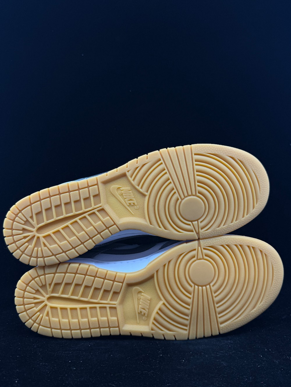 NIKE DUNK LOW - SMOKE GREY GUM 3M SWOOSH