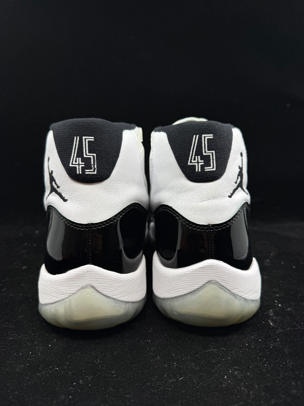 *USED* AJ 11 - CONCORD (2018)