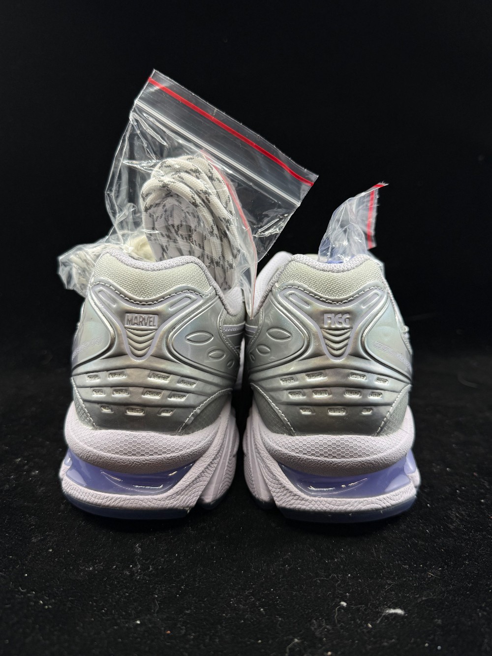 ASICS GEL-KAYANO 14 X KITH X MARVEL VILLAINS - SILVER SURFER SEALED BOX (COMIC INCLUDED)