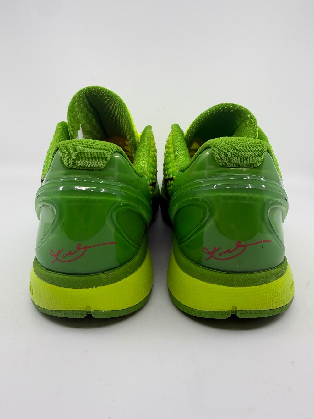 *USED* NIKE KOBE 6 PROTRO - GRINCH (2020)