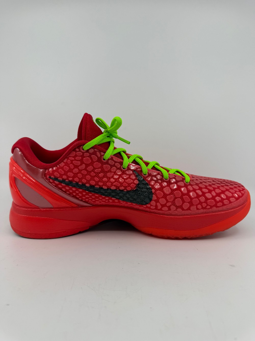 *USED* NIKE KOBE 6 PROTRO - REVERSE GRINCH