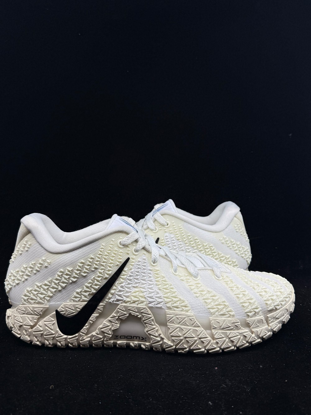 *USED* NIKE JA 3 - SOUND CHECK