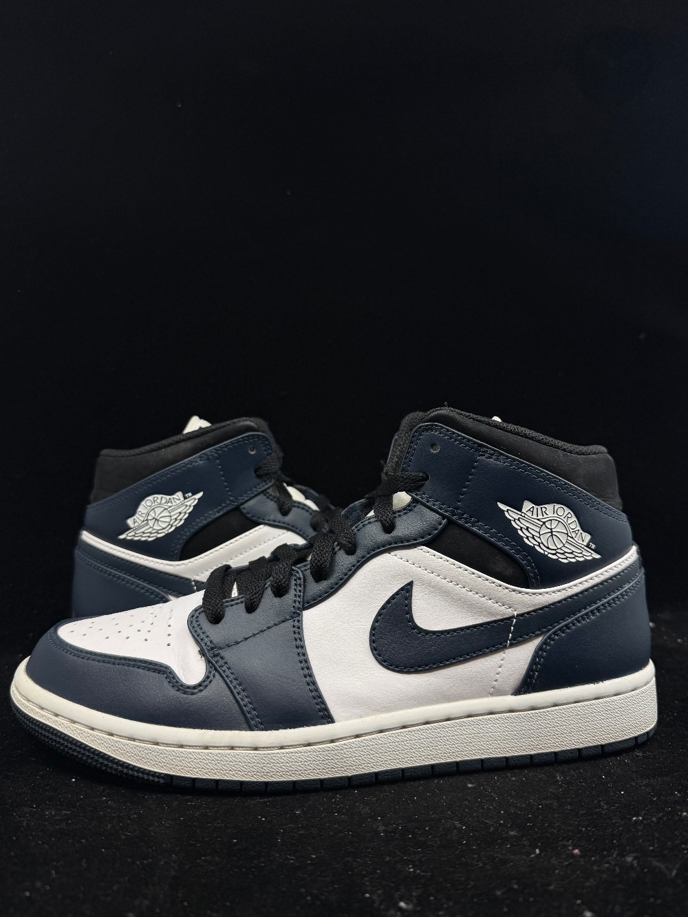*USED* AJ 1 MID - ARMORY NAVY