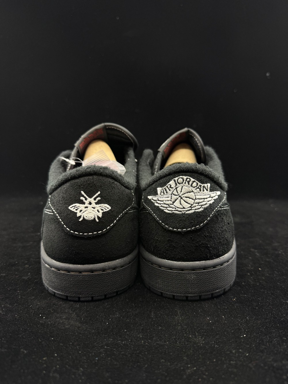 AJ 1 LOW X TRAVIS SCOTT - BLACK PHANTOM