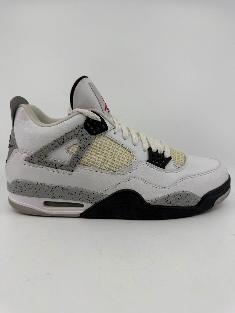 *USED/NO BOX* AJ 4 - WHITE CEMENT (2016)