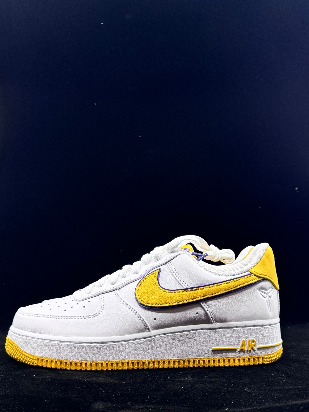 NIKE AIR FORCE 1 - KOBE BRYANT LAKERS HOME