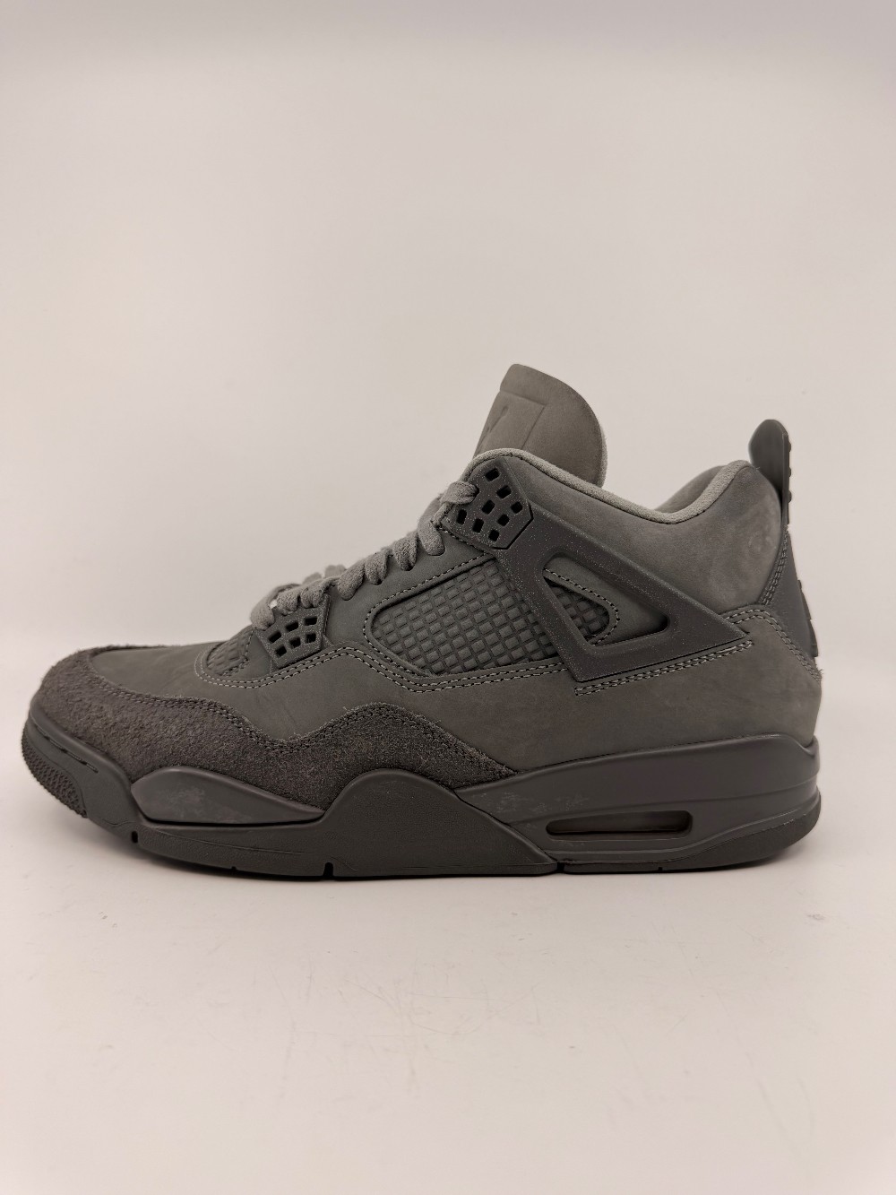 *USED* AJ 4 - PARIS OLYMPICS WET CEMENT