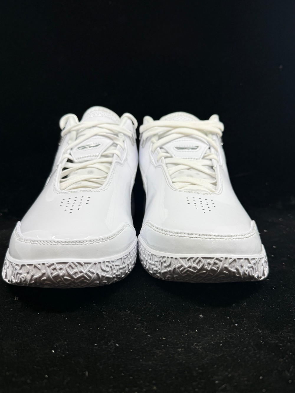 *VNDS/NO BOX LID* NIKE ZOOM LEBRON NXXT GEN AMPD - WHITE SILVER