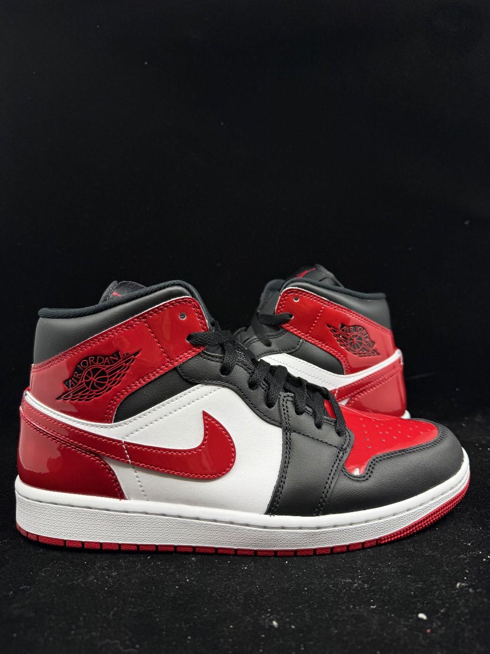 *USED* AJ 1 MID SE - PATENT BRED TOE