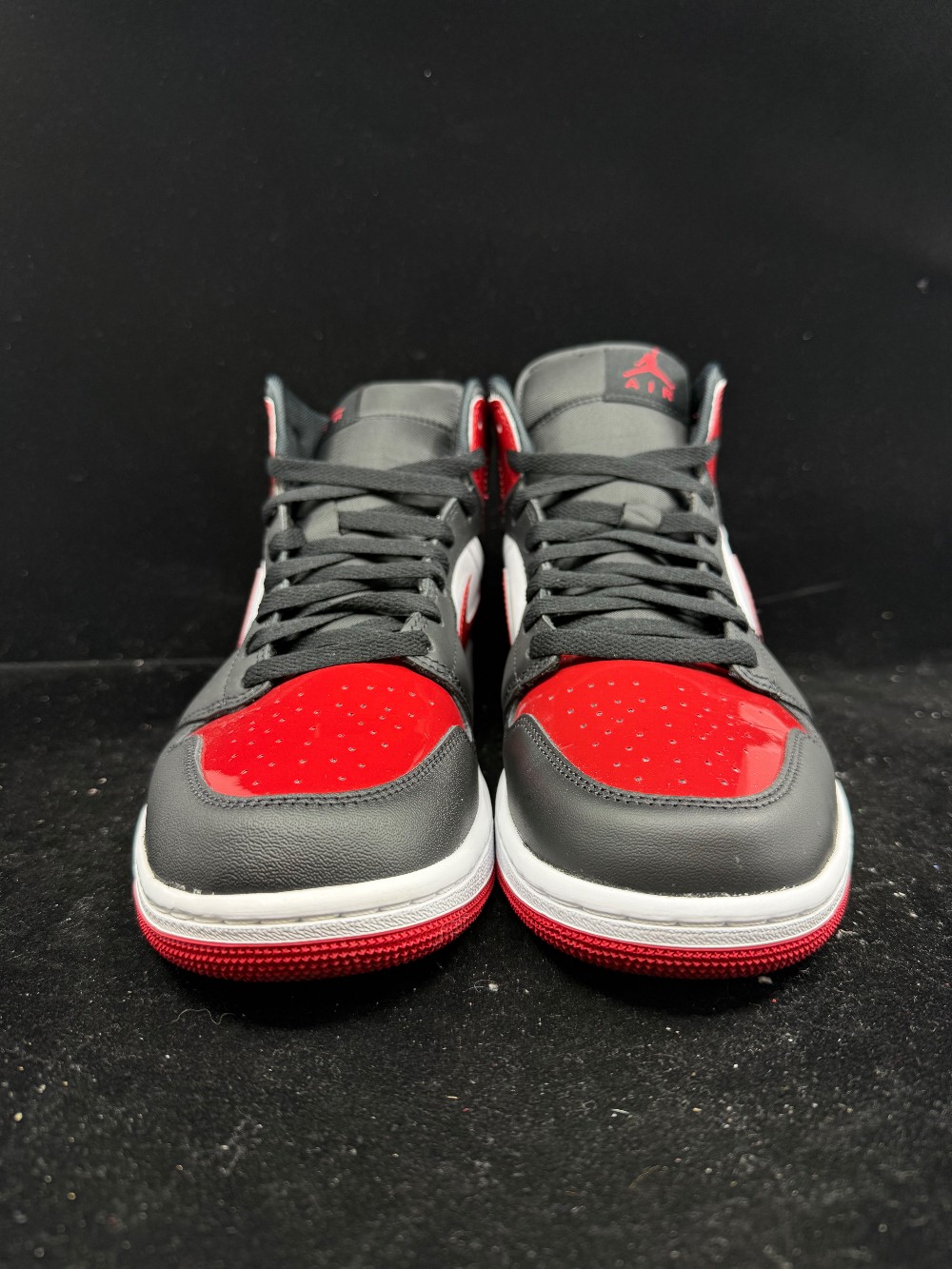 *USED* AJ 1 MID SE - PATENT BRED TOE