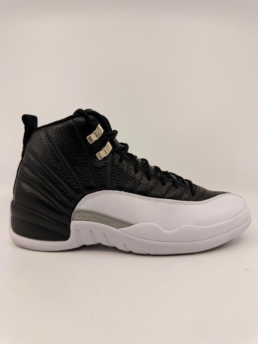 *USED* AJ 12 - PLAYOFFS (2022)