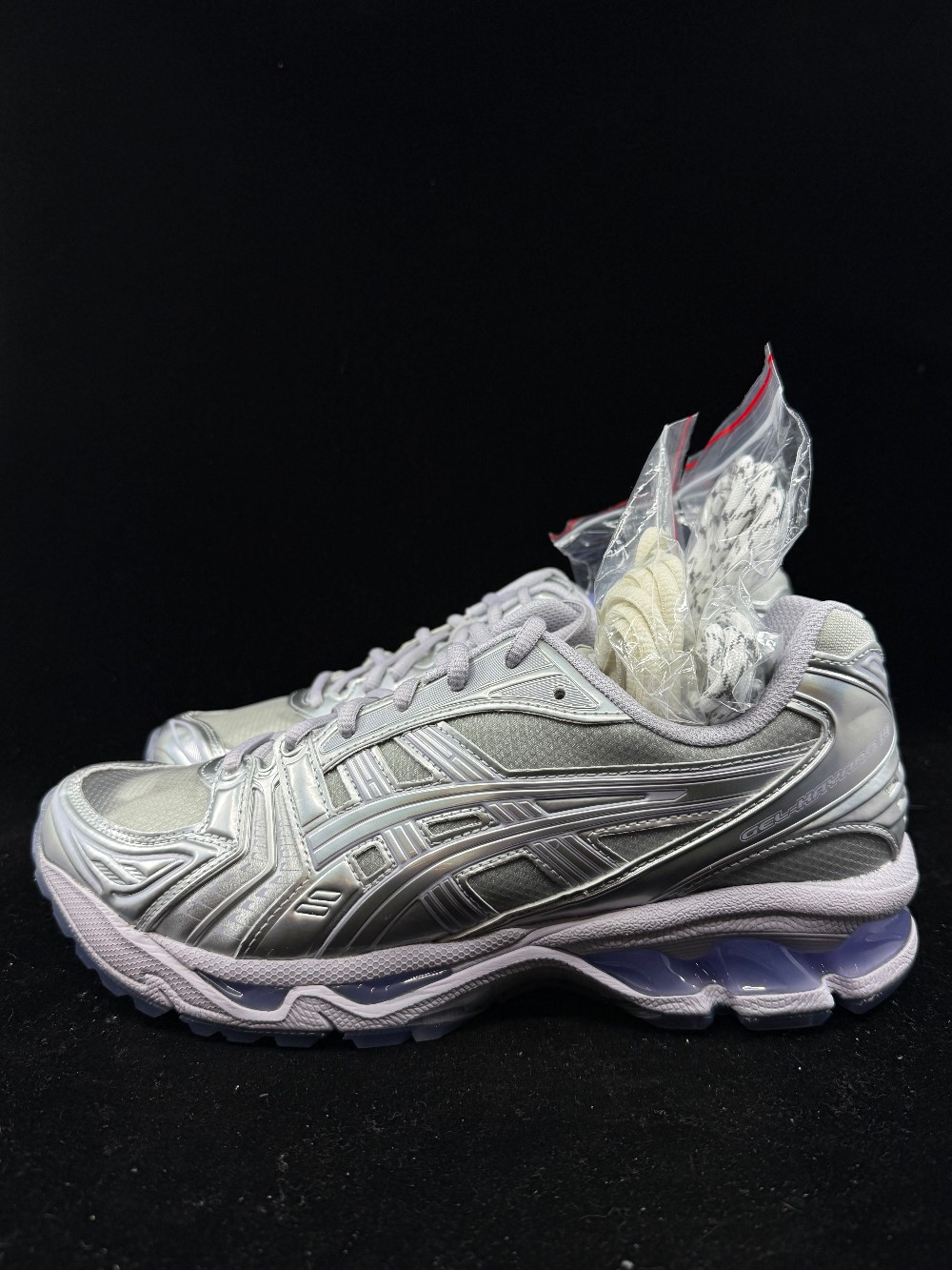 ASICS GEL-KAYANO 14 X KITH X MARVEL VILLAINS - SILVER SURFER SEALED BOX (COMIC INCLUDED)