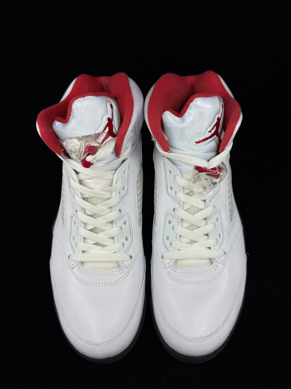 *USED* AJ 5 - FIRE RED SILVER TONGUE (2020)