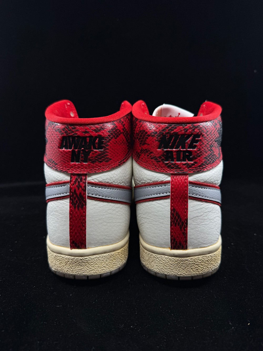 *USED* NIKE JORDAN AIR SHIP - AWAKE NY