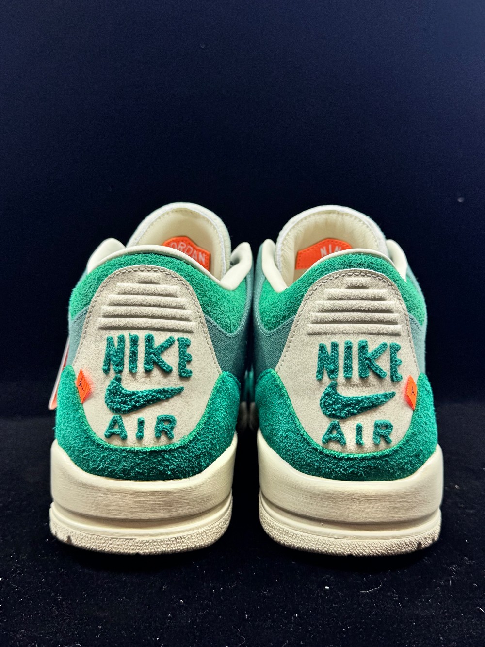 *USED* AJ 3 X NINA CHANEL (W) - ABNEY BICOASTAL