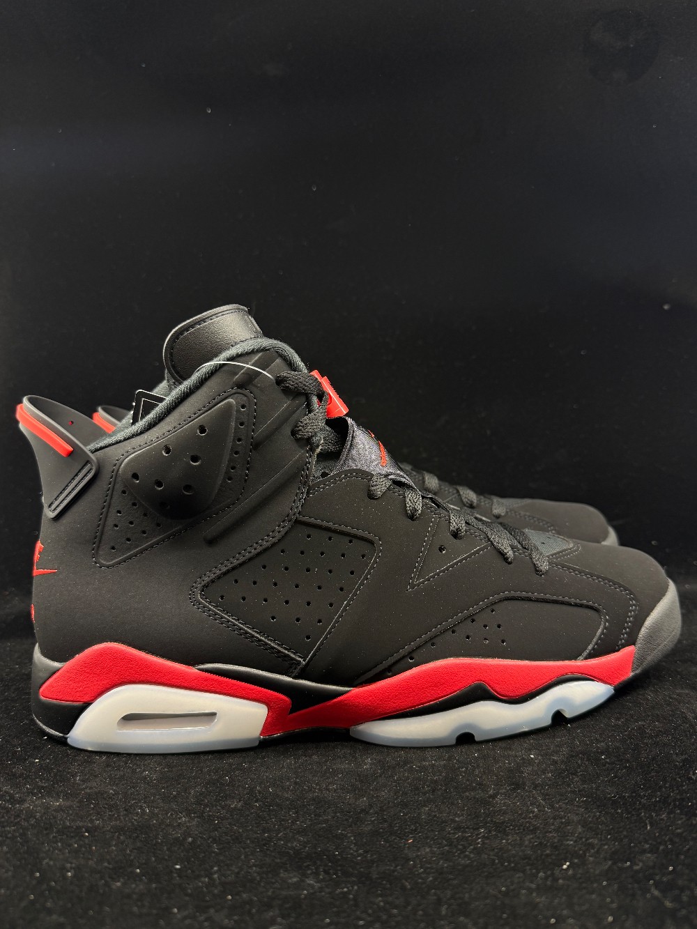 AJ 6 - INFRARED SALESMAN