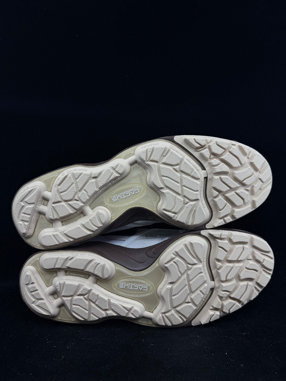 NIKE X TRAVIS SCOTT ZOOM FIELD JAXX - LIGHT CHOCOLATE