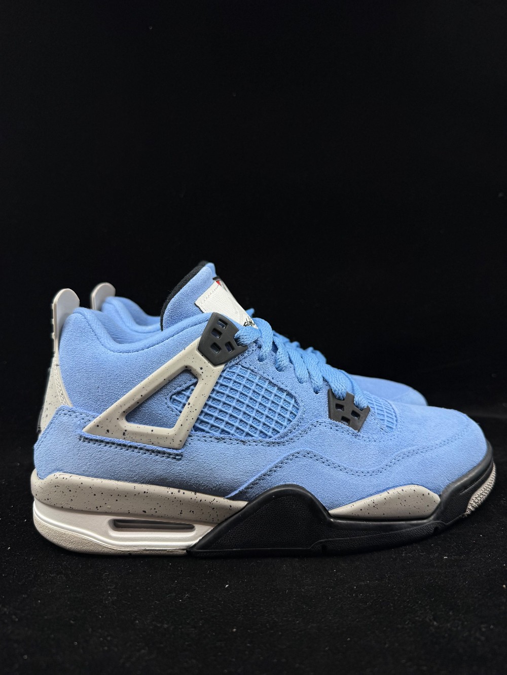 AJ 4 (GS) - UNIVERSITY BLUE