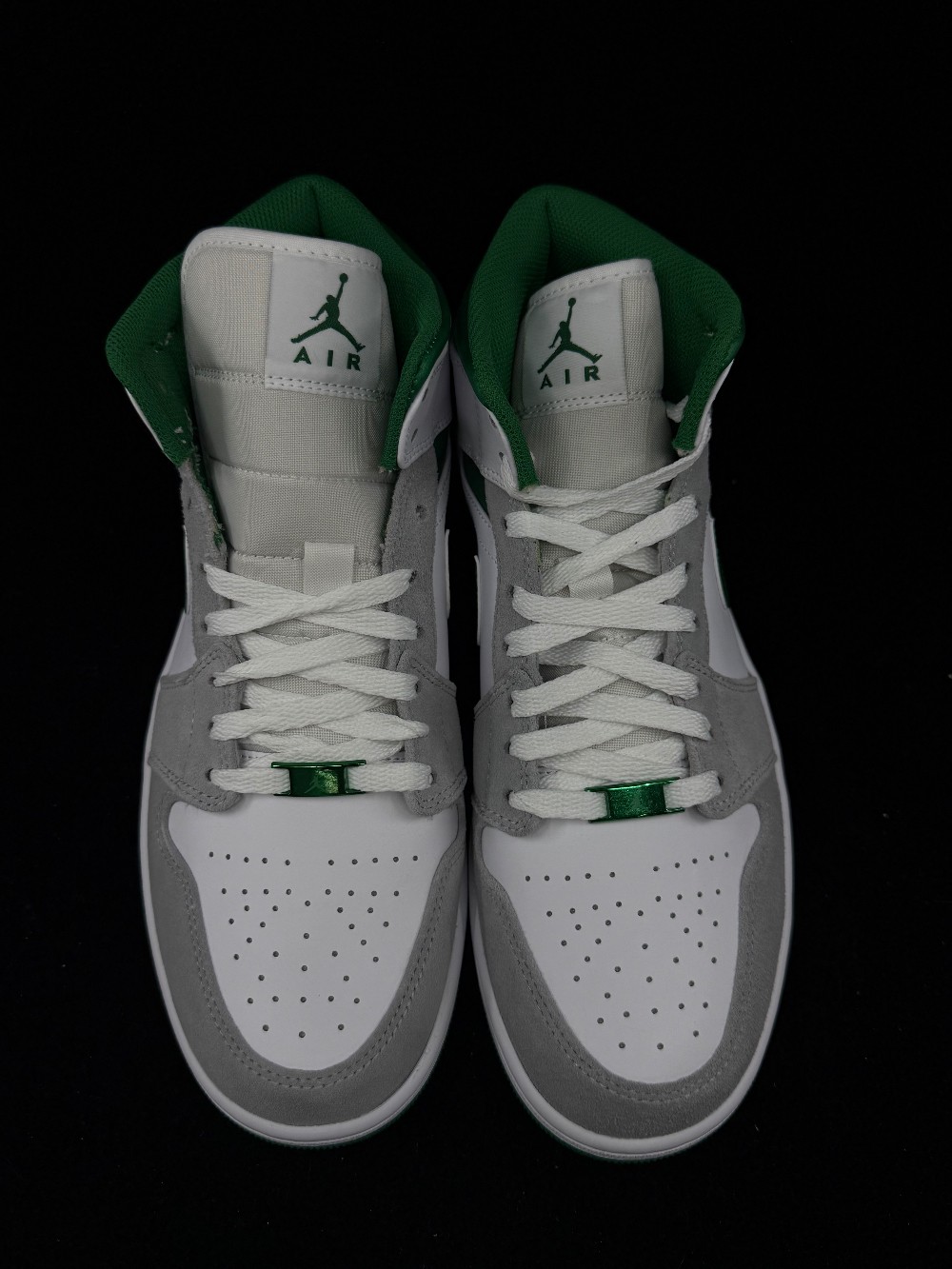 *NO BOX* AJ 1 MID SE - GREY GREEN