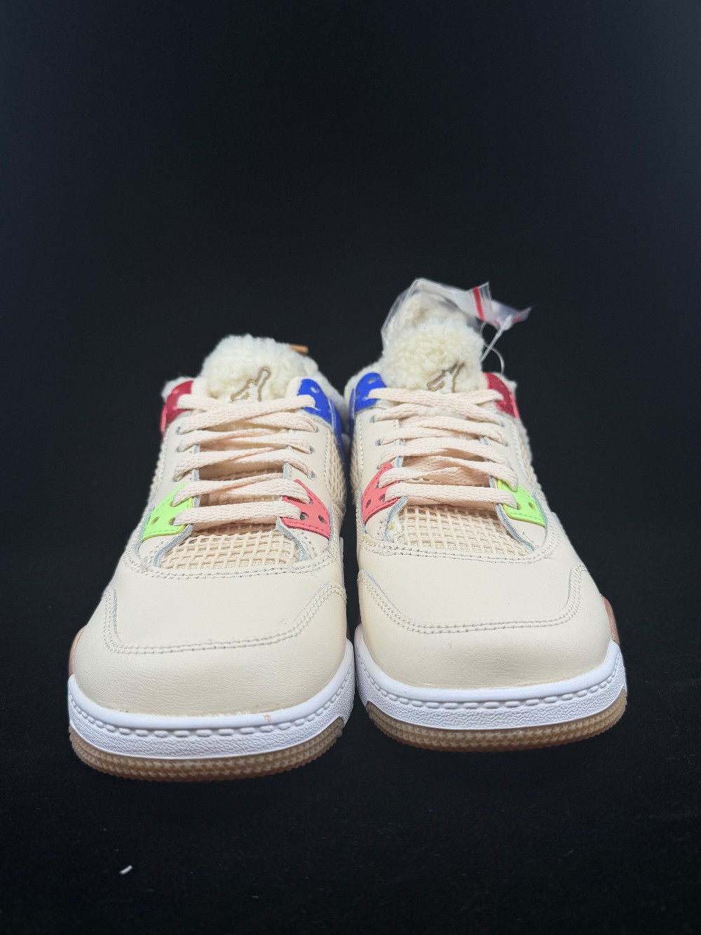 AJ 4 (PS) - WHERE THE WILD THINGS ARE