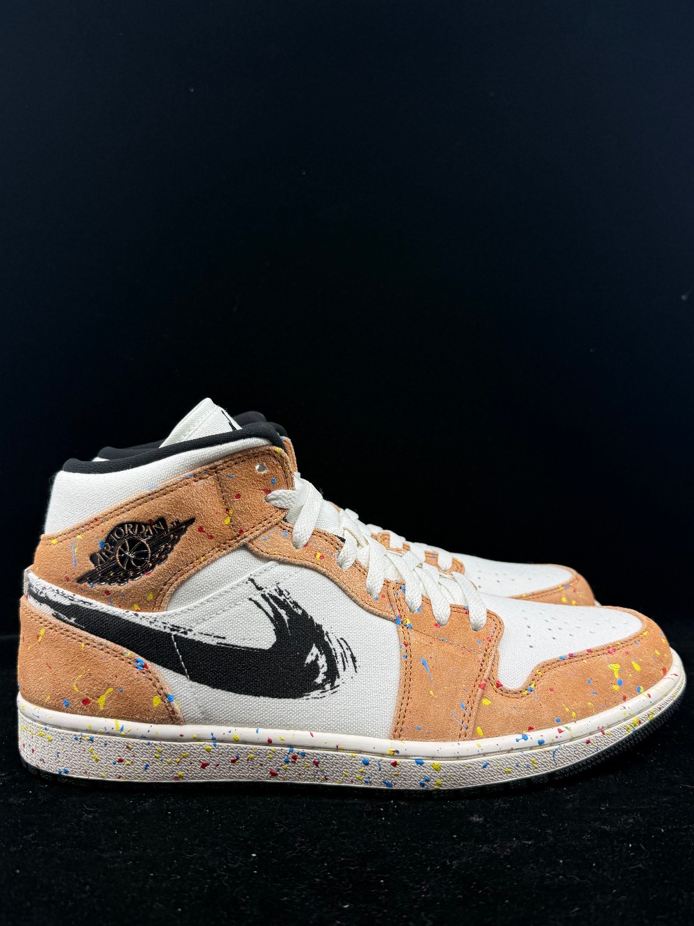 *NO BOX* AJ 1 MID SE - BRUSHSTROKE