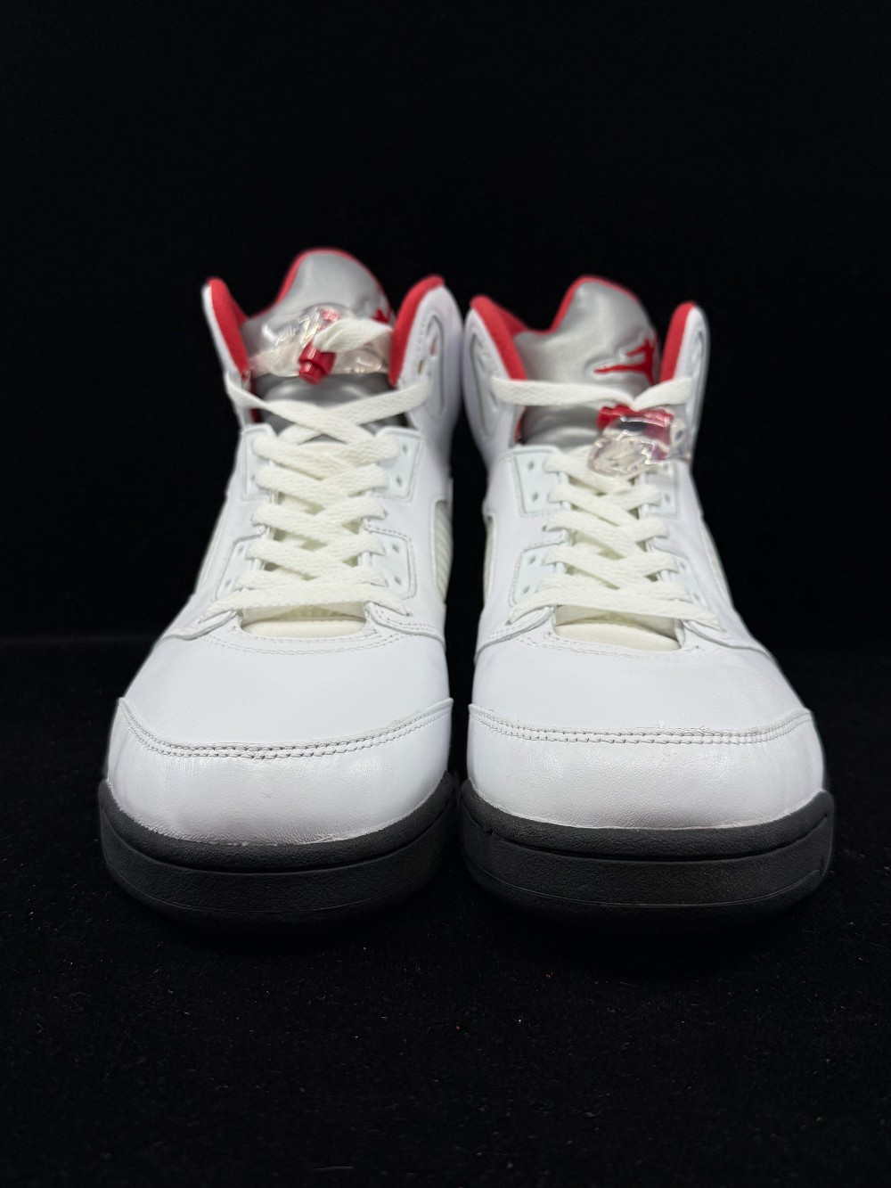 *USED* AJ 5 - FIRE RED SILVER TONGUE (2020)