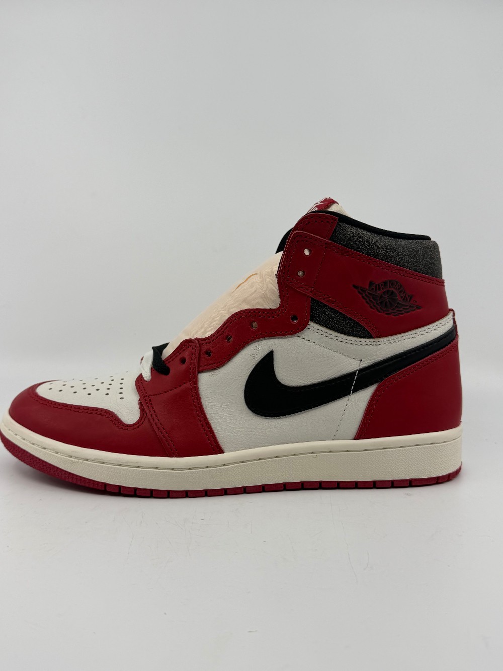 AJ 1 - CHICAGO LOST AND FOUND