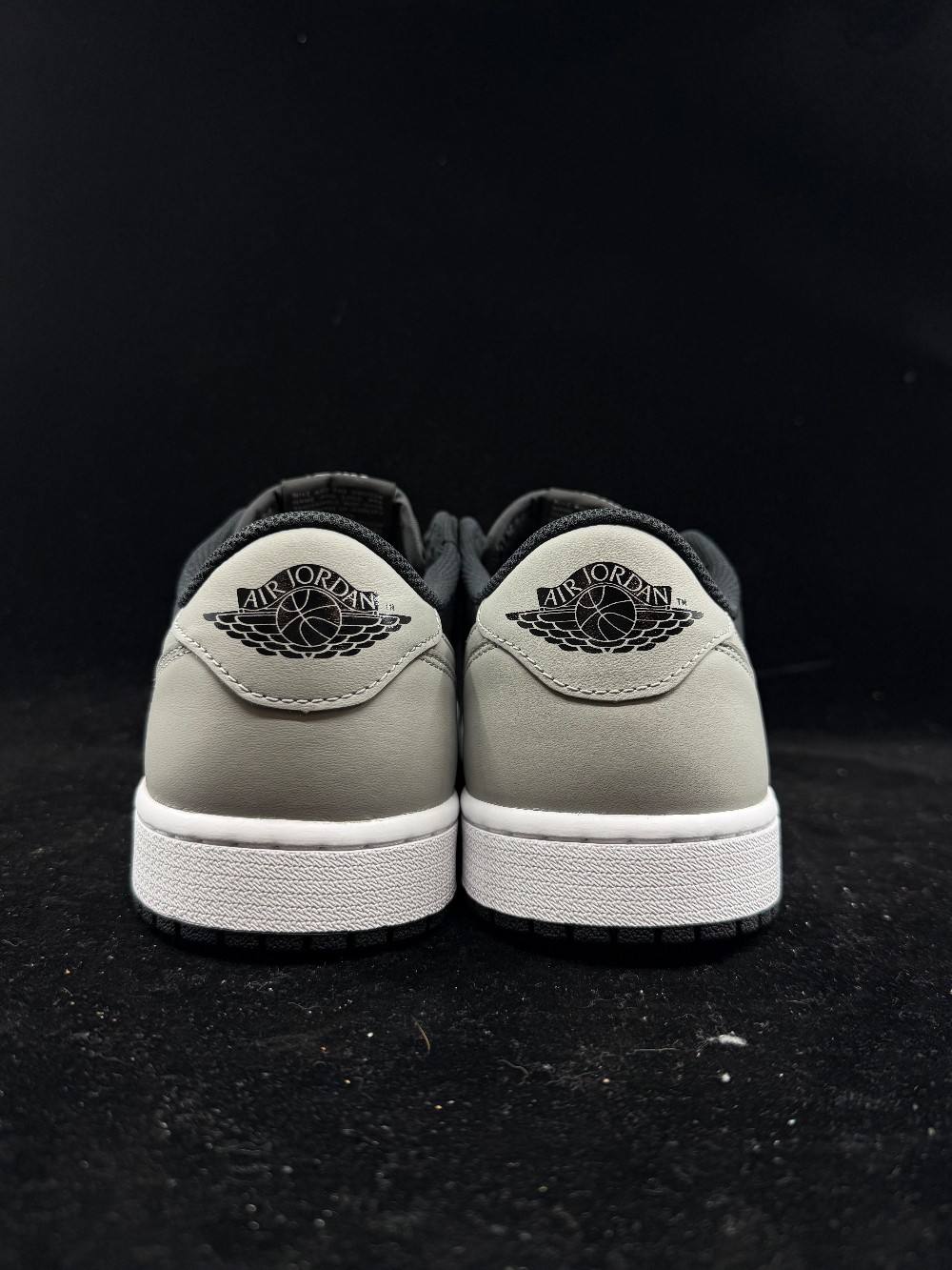 AJ 1 LOW - SHADOW (2024)